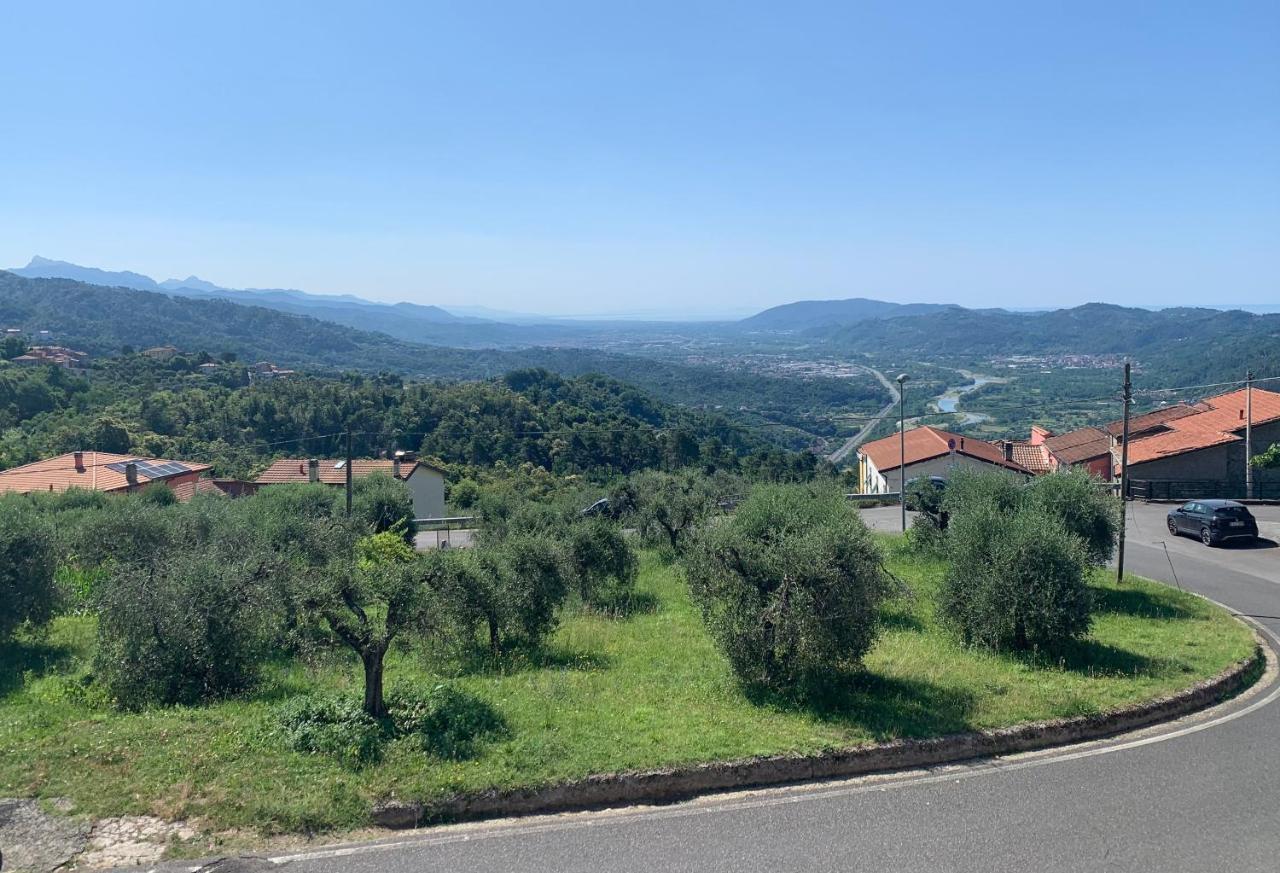 Villa Valdonica - Relax In Campagna La Spezia Esterno foto